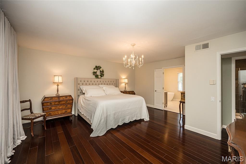 Royal Ridge - Residential