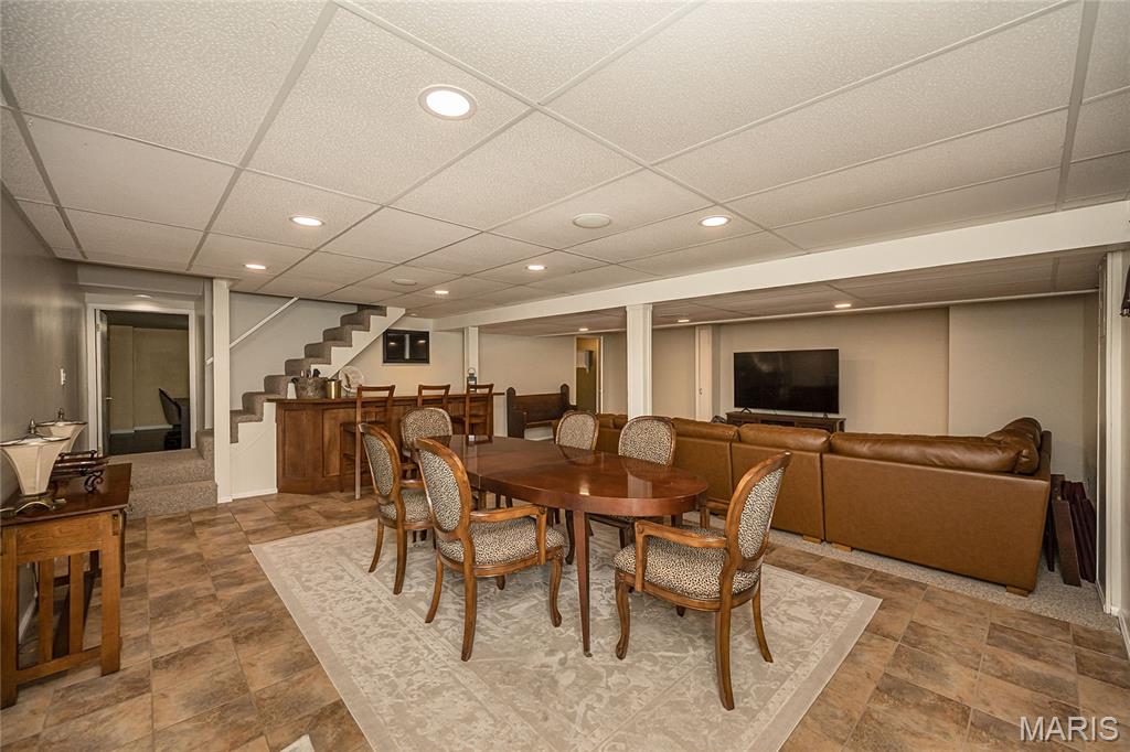 Royal Ridge - Residential