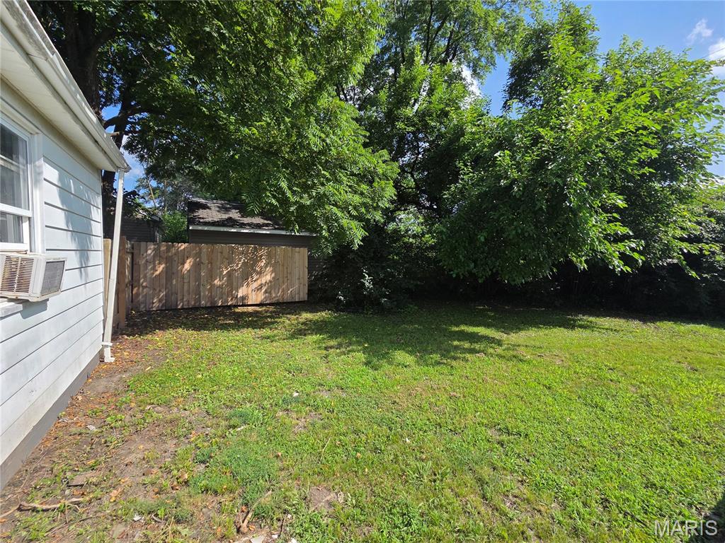 Sandy Knoll 1st Add - Residential