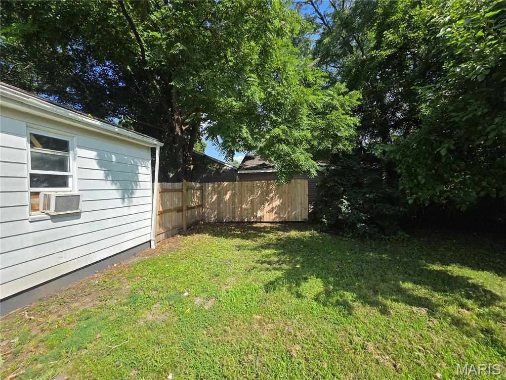 Sandy Knoll 1st Add - Residential