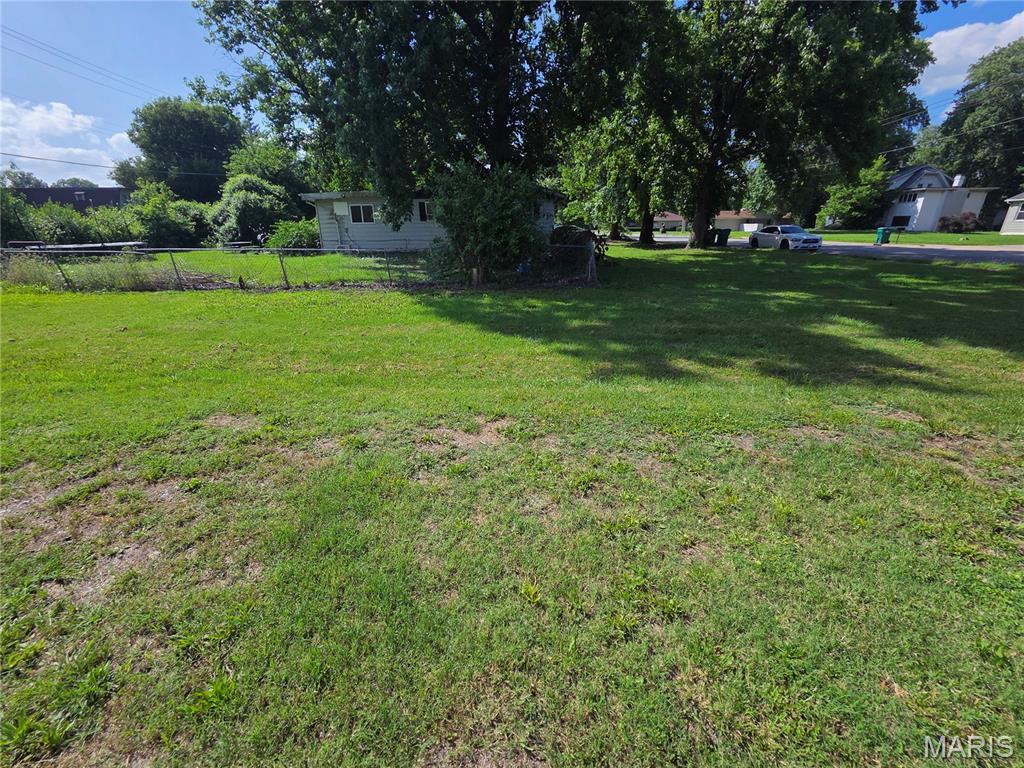 Sandy Knoll 1st Add - Residential