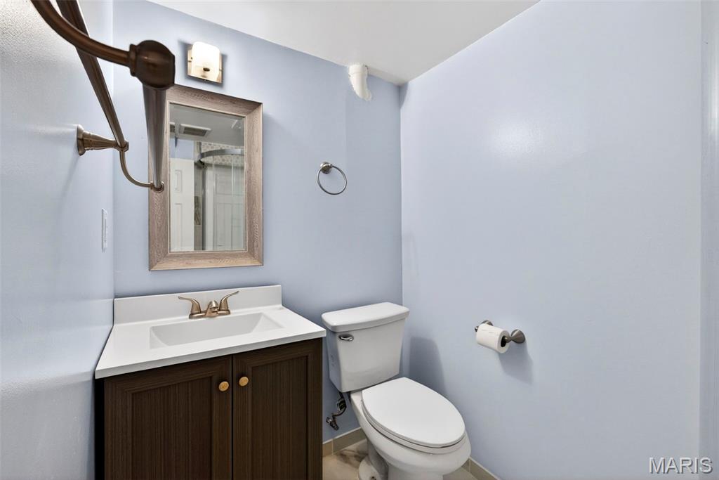 Colonial Manor 2 - Residential