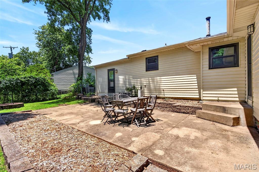Colonial Manor 2 - Residential