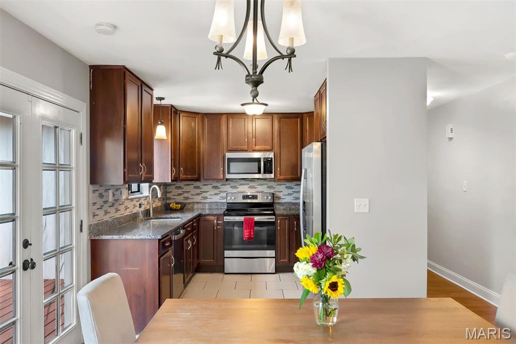 Four Cedars 3 - Residential