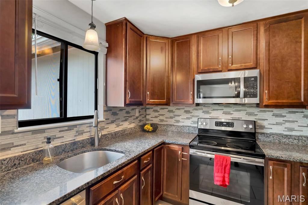 Four Cedars 3 - Residential