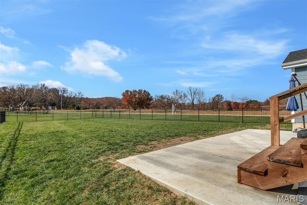 Fox Run 143 - Residential