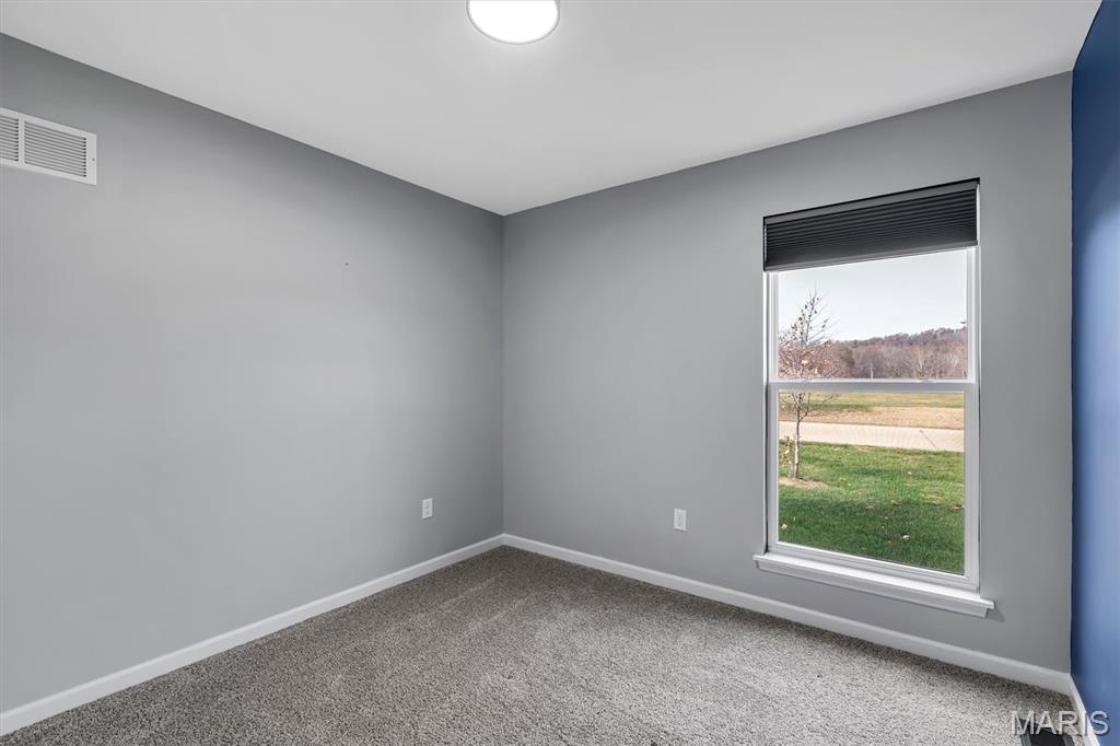Fox Run 143 - Residential