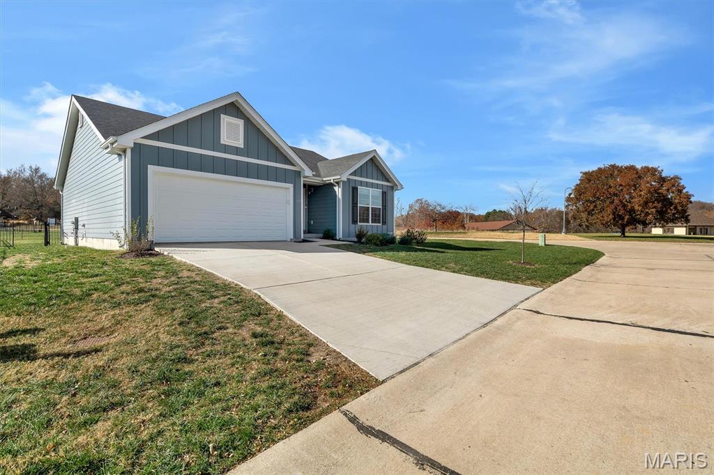 Fox Run 143 - Residential