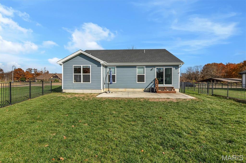 Fox Run 143 - Residential