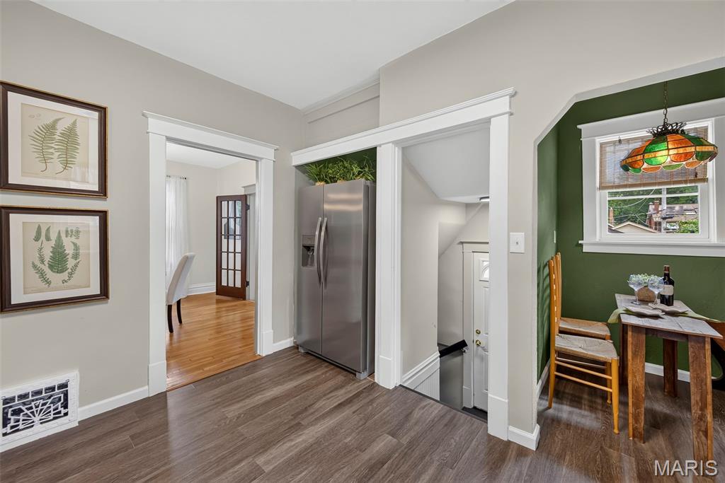 Laughlins Add To Sycamore Hills Re - Residential