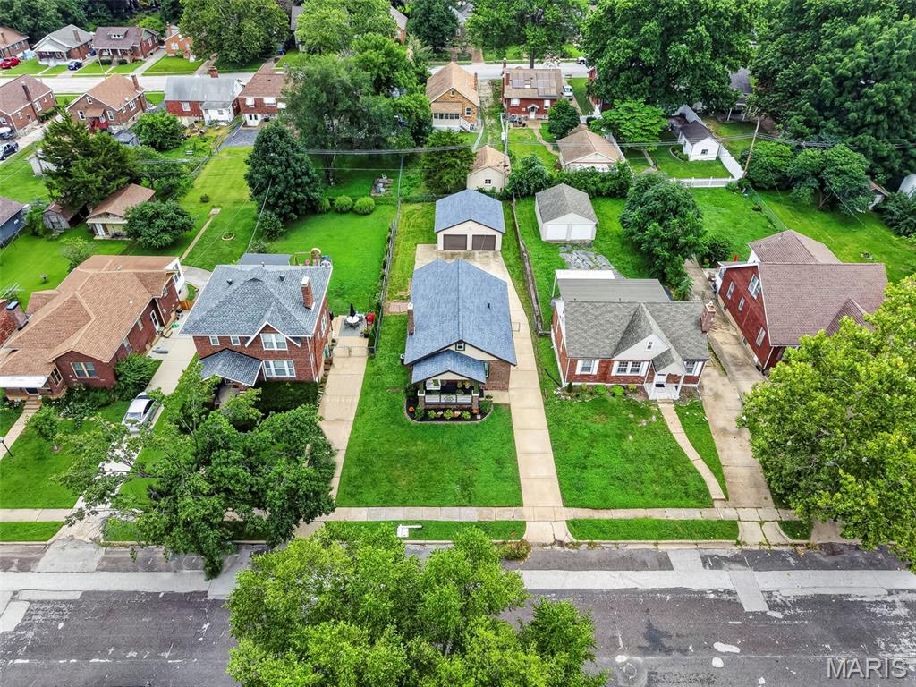 Laughlins Add To Sycamore Hills Re - Residential