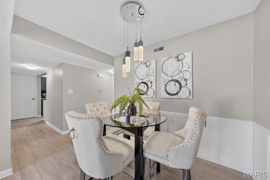 Brentwood Forest Condo Ph Eight - Residential
