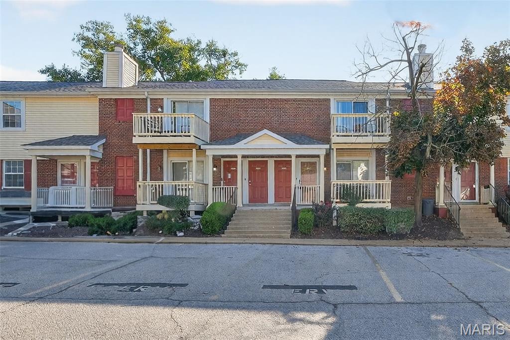 Brentwood Forest Condo Ph Eight - Residential