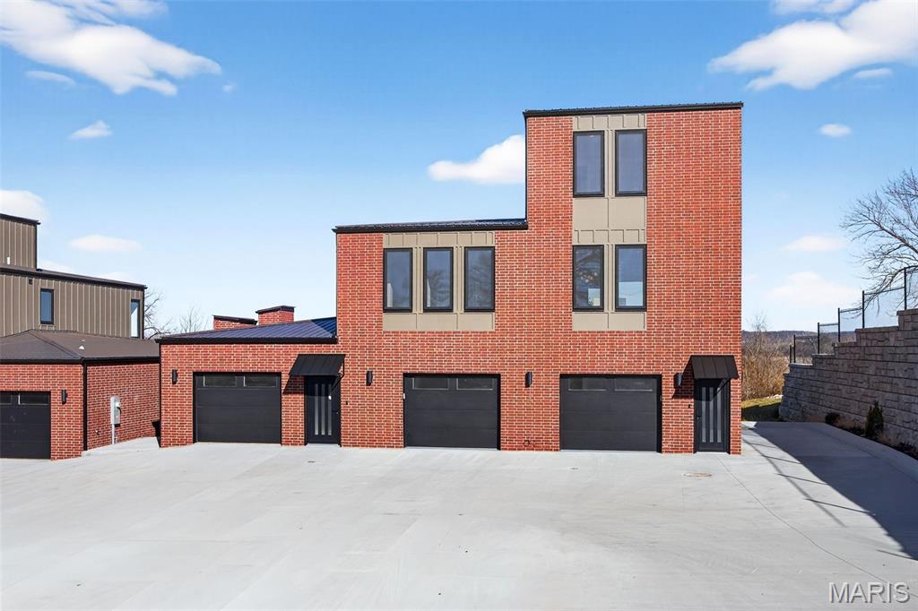 The Bluffs at Bassora Place - Residential