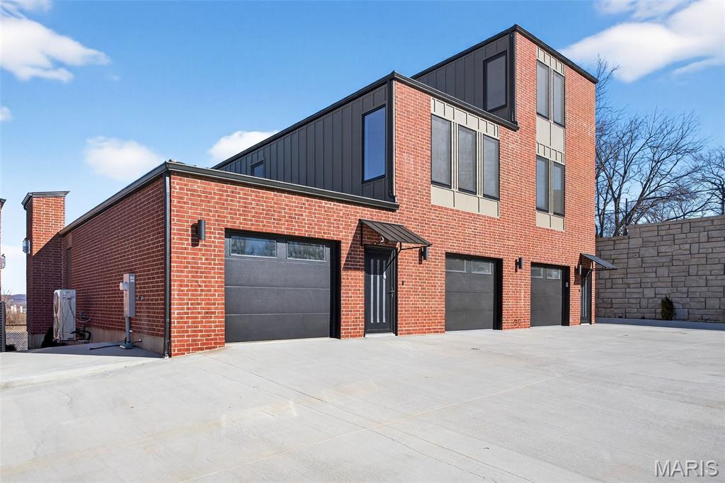 The Bluffs at Bassora Place - Residential