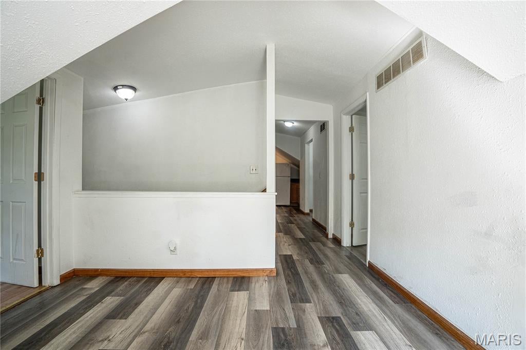 Middle Carlyle - Residential
