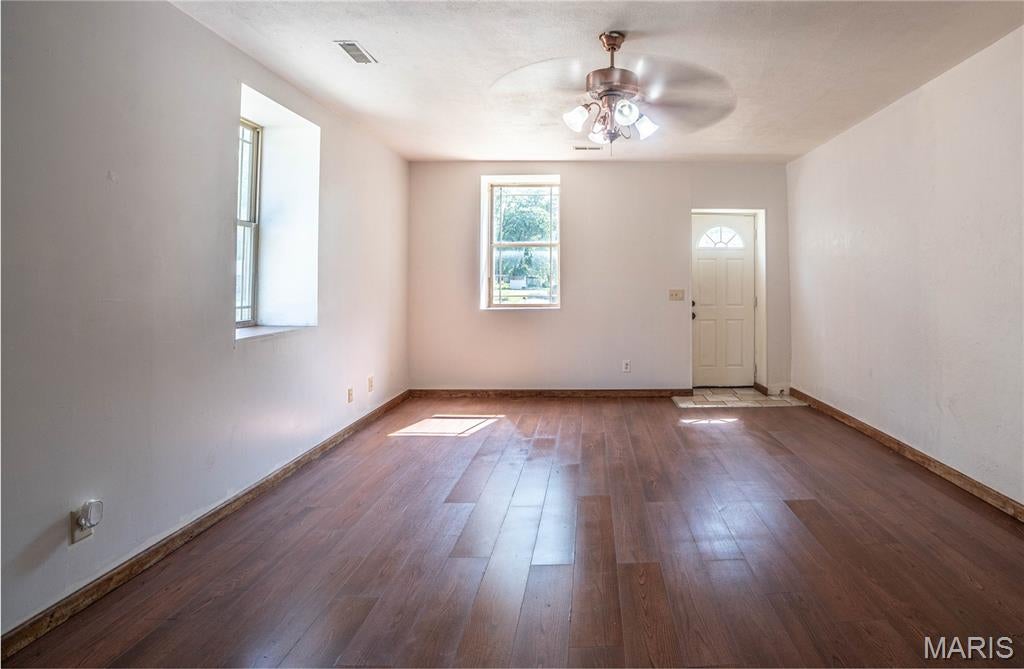 Middle Carlyle - Residential