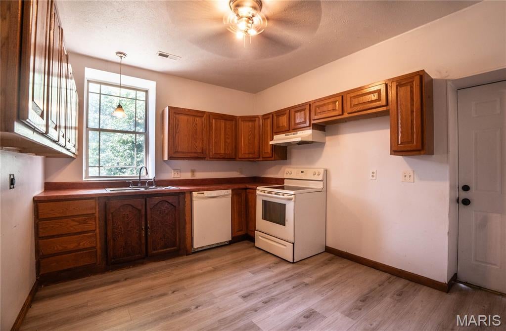 Middle Carlyle - Residential