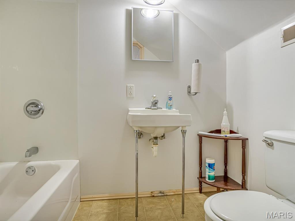 Not in a Complex - Commercial Sale