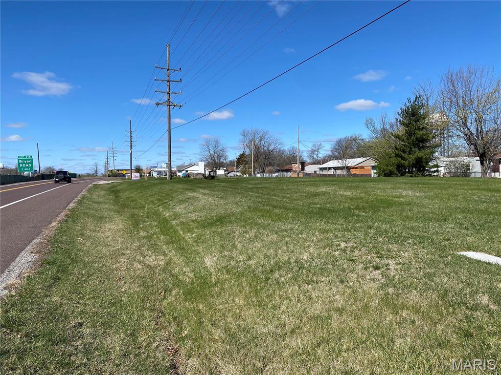 Prime office location with great Hwy. 70 visibility.  Rare development opportunity in the city of O'Fallon.  Utilities on site (water, sewer, & electric).  The property is surrounded by professional office buildings.  Zoned C-1, 498 feet of road frontage. Location: Business Park, City, High Traffic, Hwy/Interstate Frntg