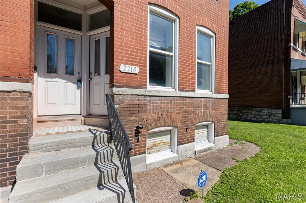 2208-10 Missouri Ave Condo - Residential