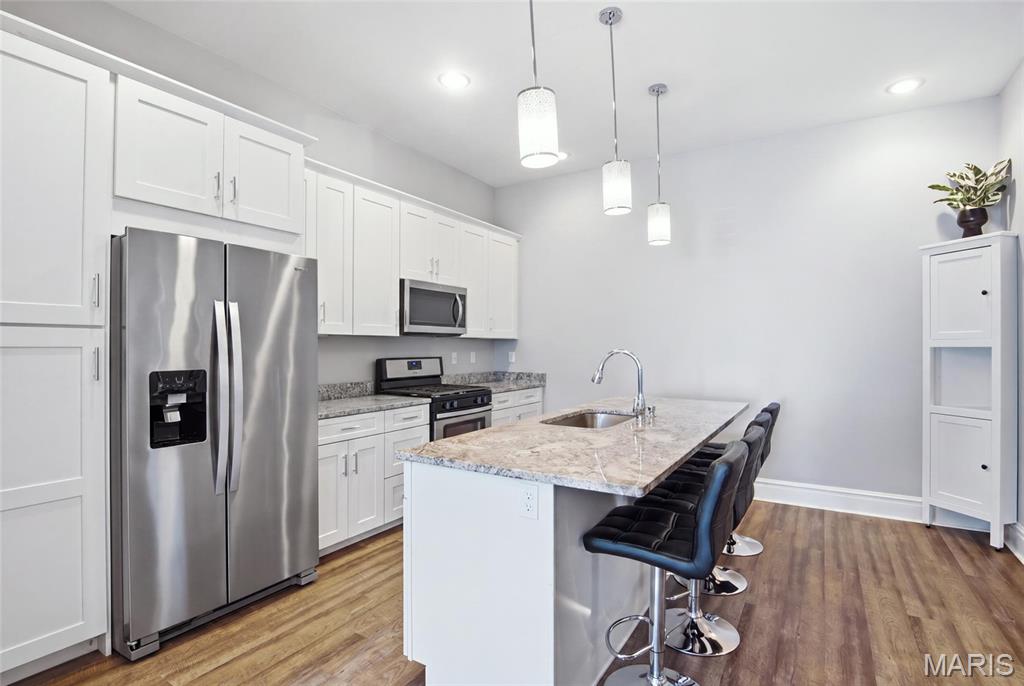 Allen Ave Townhouse Sub Un 272 - Residential