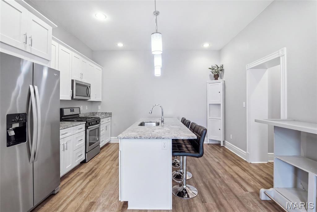 Allen Ave Townhouse Sub Un 272 - Residential