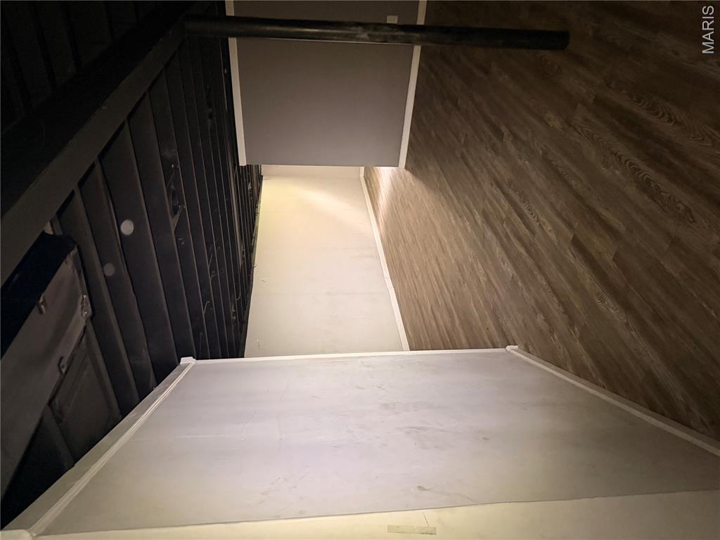 Hathaway Manor 13 - Residential