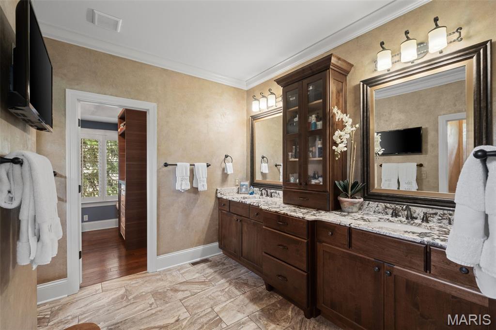 Crest Over Katy Trail - Residential