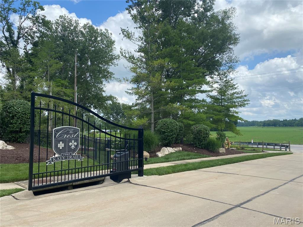 Crest Over Katy Trail - Residential