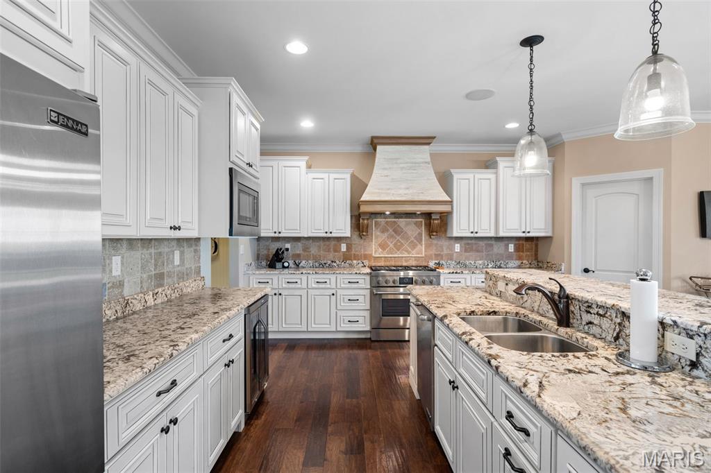 Crest Over Katy Trail - Residential