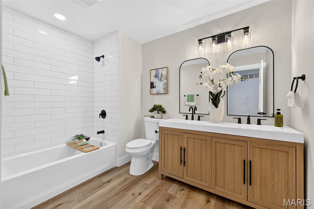 Royal Hills Two - Residential