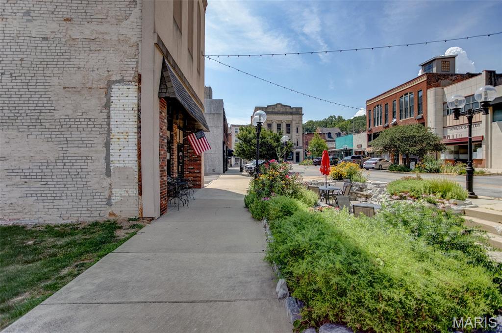 Godfrey & Gilmans Add - Commercial Sale