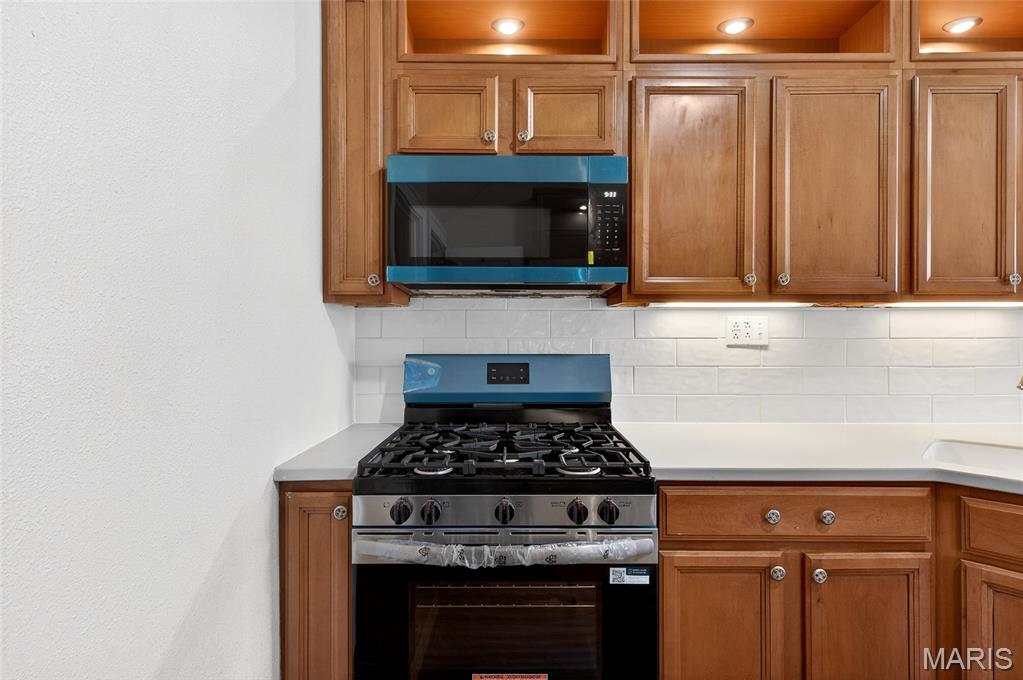 Mc Kinzie Place - Residential