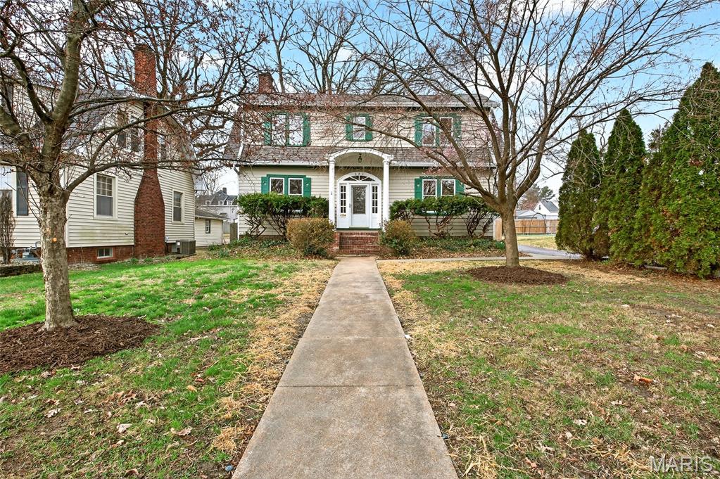 Mc Kinzie Place - Residential
