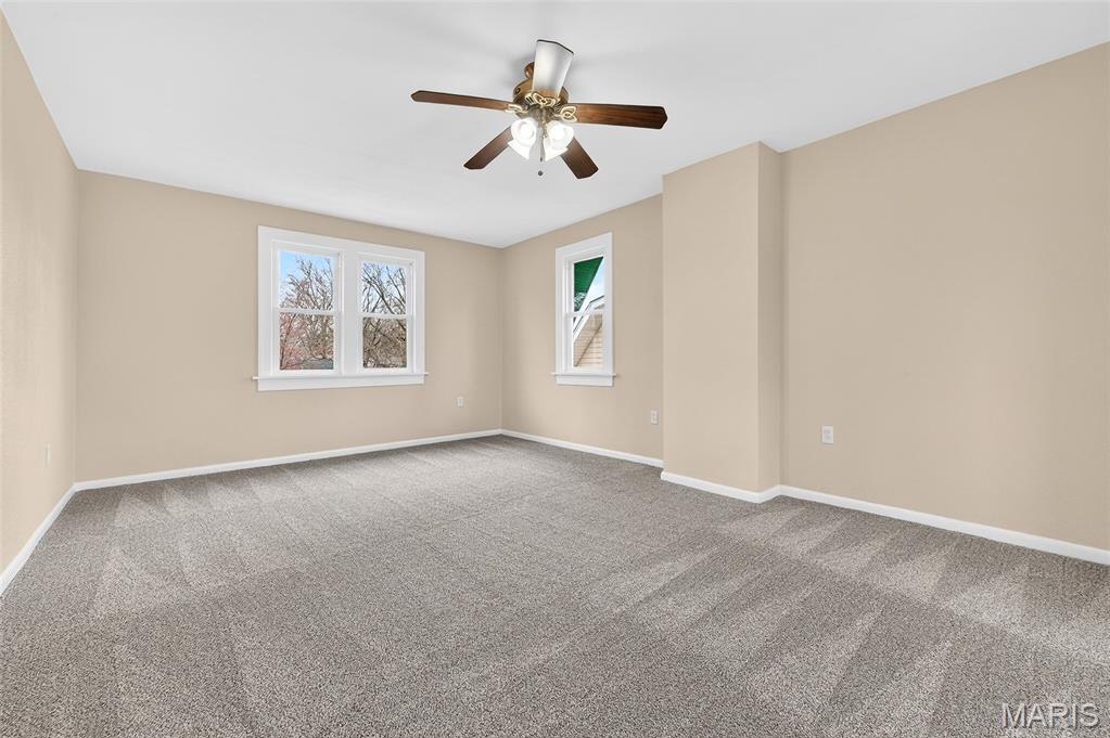 Mc Kinzie Place - Residential