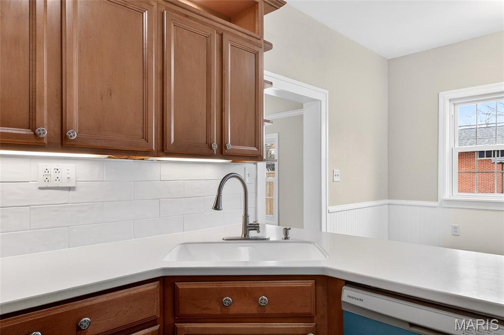 Mc Kinzie Place - Residential