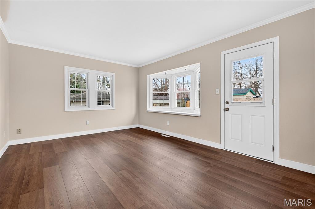 Mc Kinzie Place - Residential