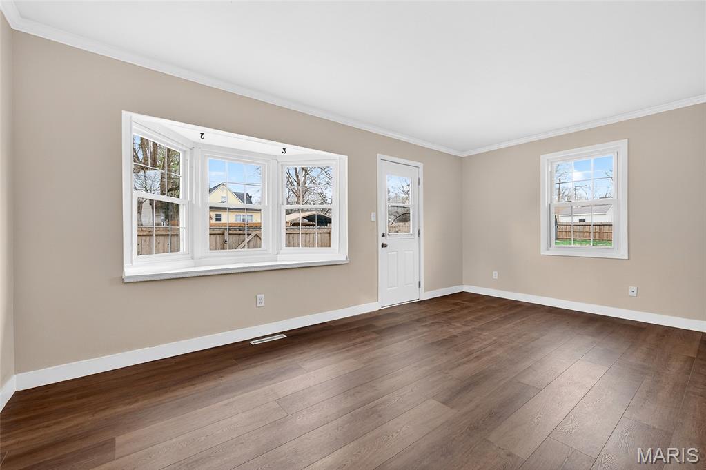 Mc Kinzie Place - Residential