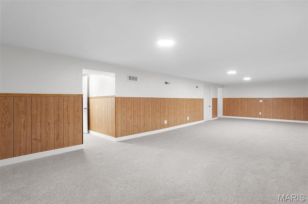 Woodcliff Manor - Residential