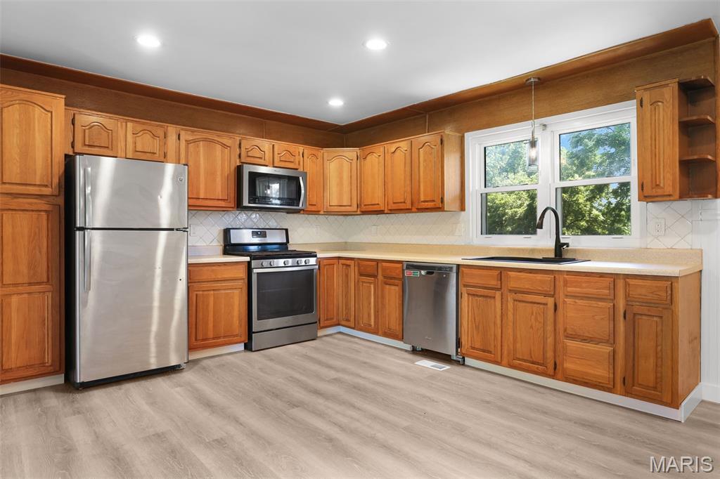 Woodcliff Manor - Residential