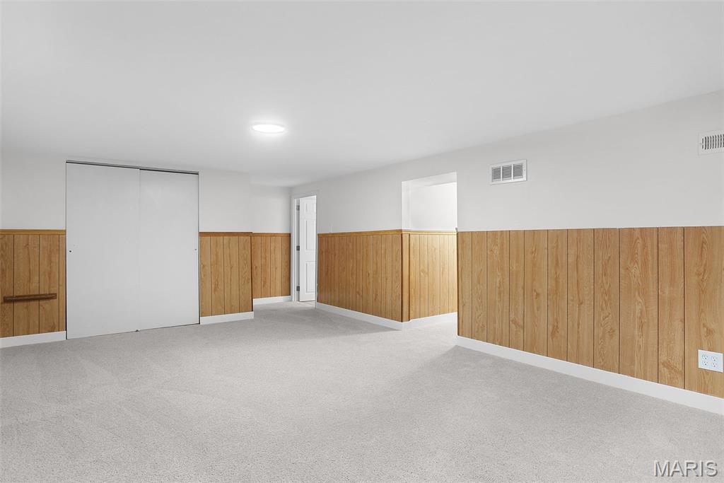 Woodcliff Manor - Residential