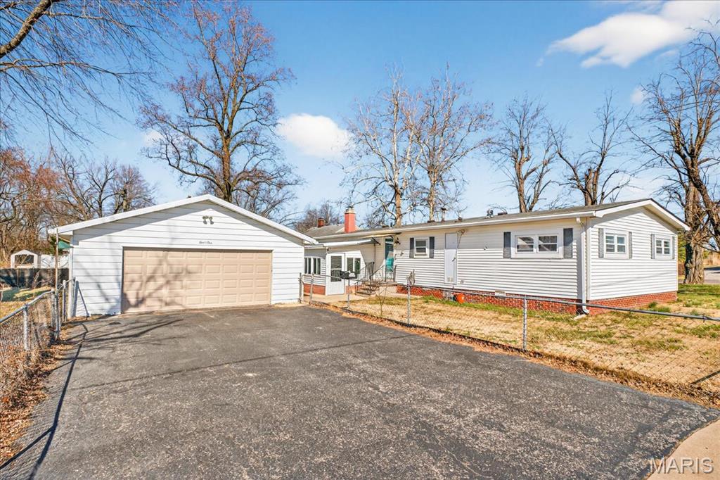 Meadow Brook Village - Residential
