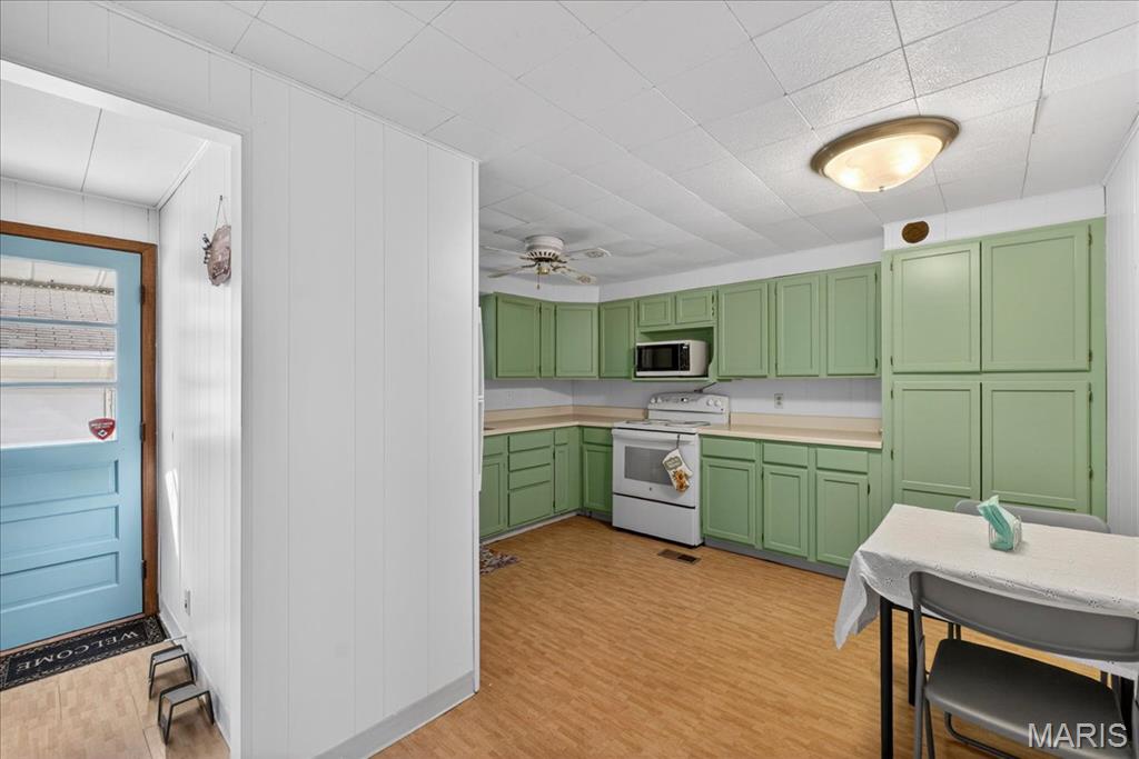 Meadow Brook Village - Residential