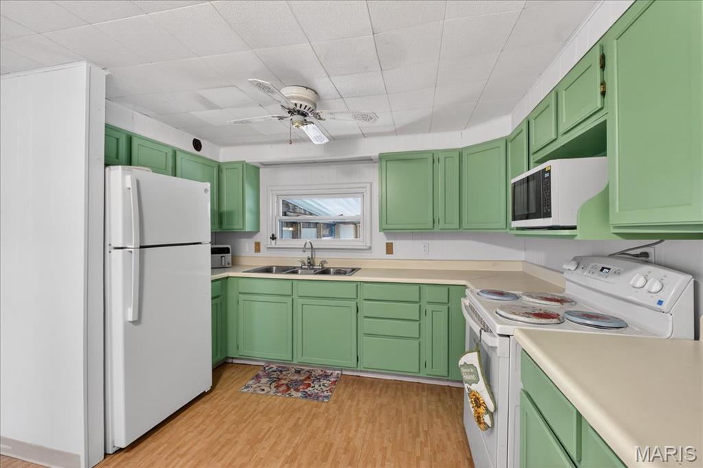 Meadow Brook Village - Residential