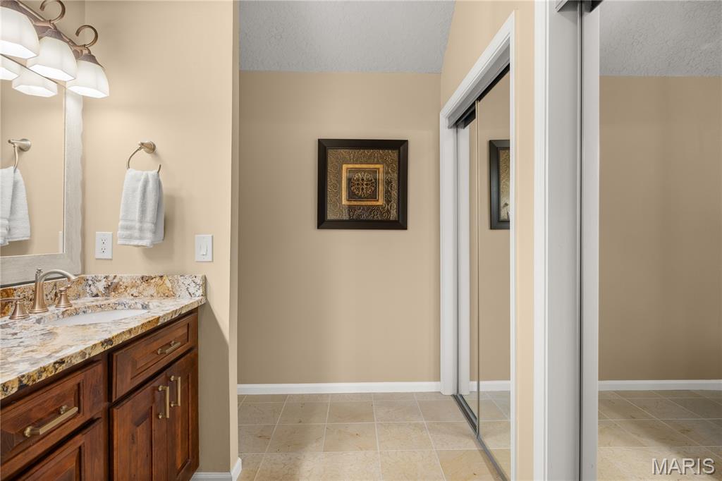 Lake Pointe Condo - Residential