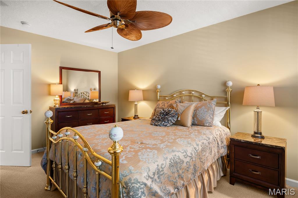 Lake Pointe Condo - Residential