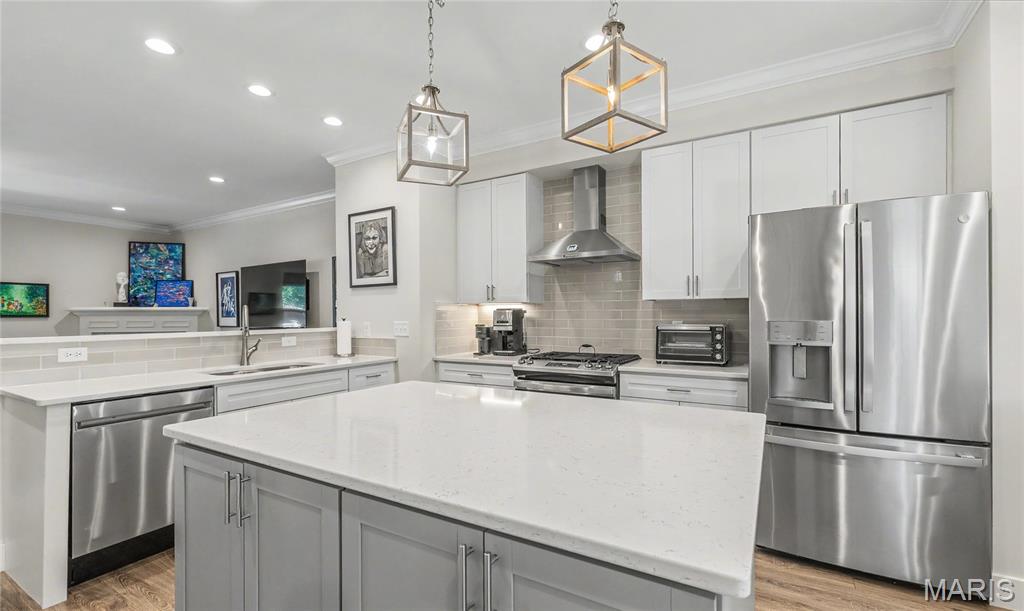 Heights Town Homes On Dale Ave The - Residential