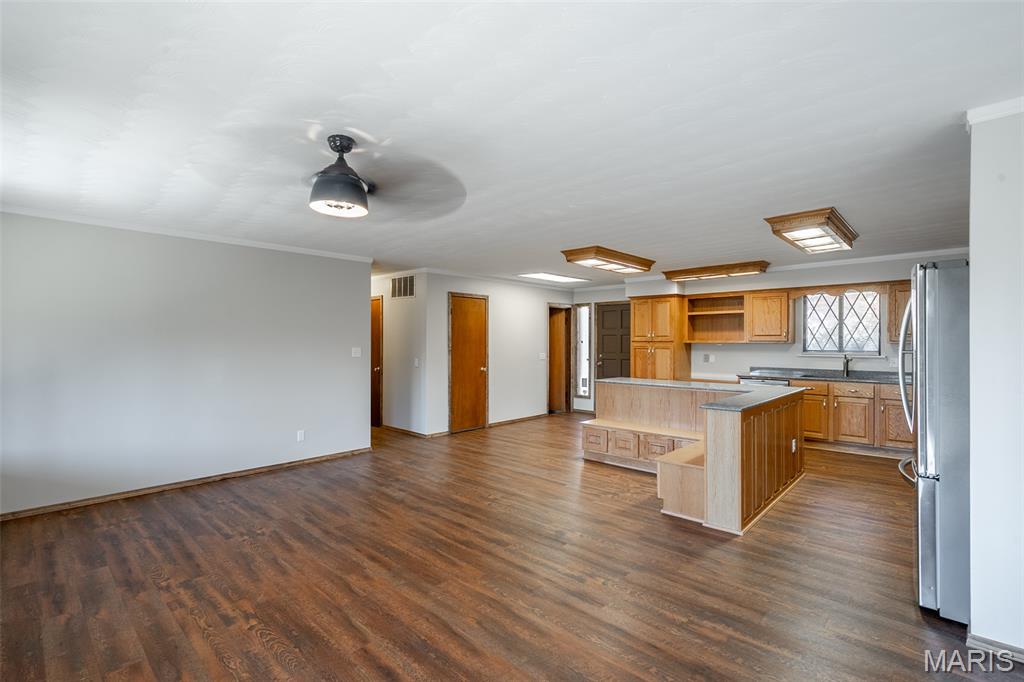 Buckhorn Est. - Residential
