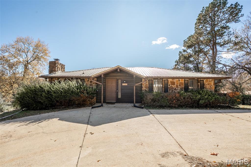 Buckhorn Est. - Residential